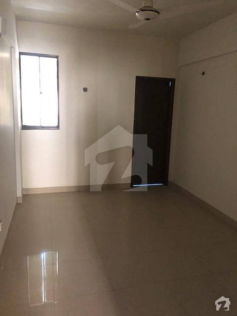 ittehad commercial 3 bed for rent