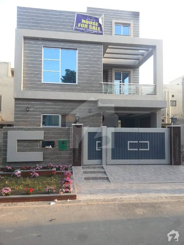 Bahria Town - Block DD - Full House With Gas For Rent