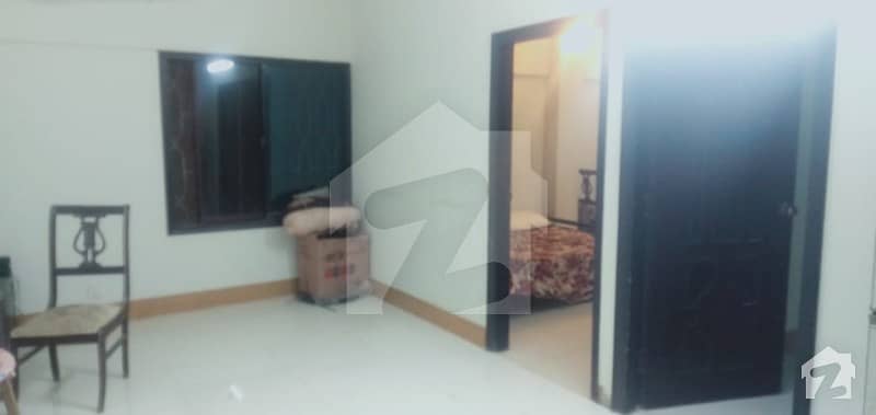 Urgent sale 2 bed lounge apartment main tariq road