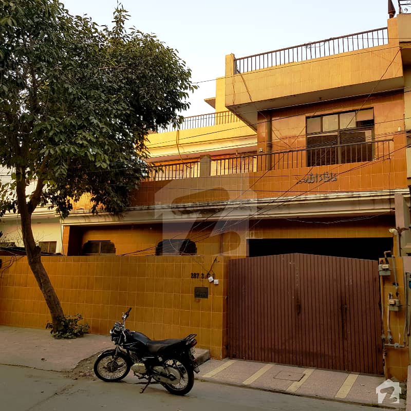 10 Marla House Is Available For Sale At Township Township Sector C1