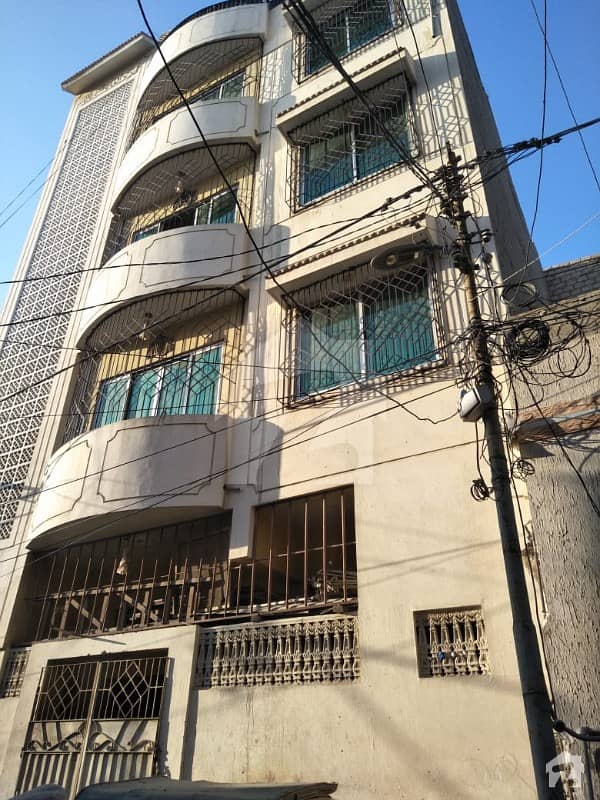 منظور کالونی کراچی میں 6 کمروں کا 4 مرلہ عمارت 2.5 کروڑ میں برائے فروخت۔