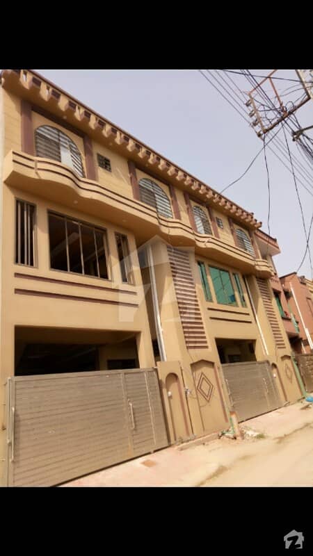 چک شہزاد اسلام آباد میں 7 کمروں کا 5 مرلہ مکان 1.1 کروڑ میں برائے فروخت۔