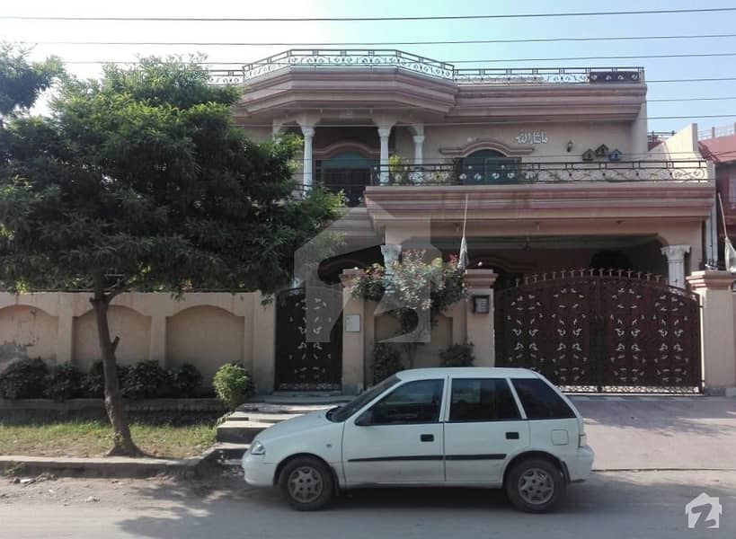 مرغزار آفیسرز کالونی لاہور میں 5 کمروں کا 1 کنال مکان 3.5 کروڑ میں برائے فروخت۔