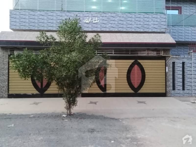 10 Marla Triple Storey House For Sale 10 Marla Triple Storey House For Sale