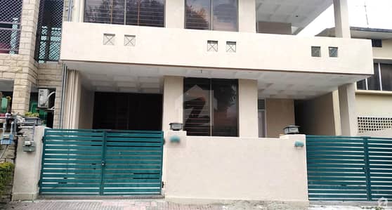 جی ۔ 6/2 جی ۔ 6 اسلام آباد میں 7 کمروں کا 10 مرلہ مکان 5.25 کروڑ میں برائے فروخت۔ جی ۔ 6/2 جی ۔ 6 اسلام آباد میں 7 کمروں کا 10 مرلہ مکان 5.25 کروڑ میں برائے فروخت۔