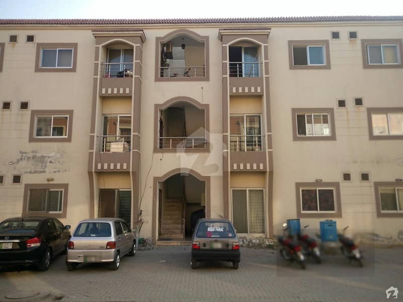 6 Marla Flat For Sale