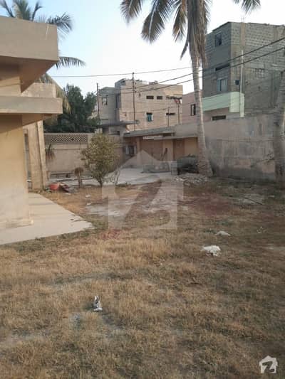نارتھ ناظم آباد ۔ بلاک ایچ نارتھ ناظم آباد کراچی میں 5 کمروں کا 2 کنال مکان 1.5 لاکھ میں کرایہ پر دستیاب ہے۔