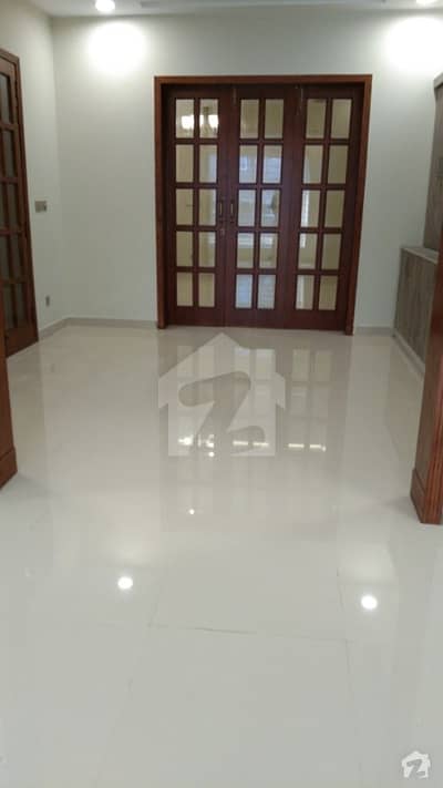 2 Bedroom Apartment Marghla Hill For Rent In E-11