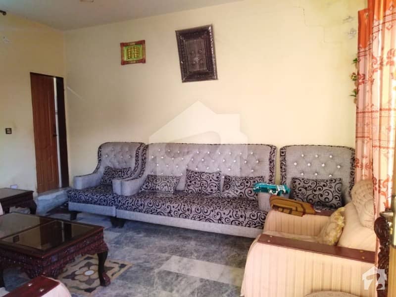 بہارہ کھوہ اسلام آباد میں 5 کمروں کا 4 مرلہ مکان 80 لاکھ میں برائے فروخت۔