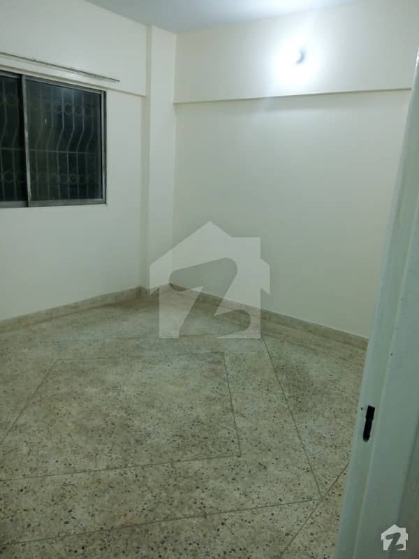 Flat Is Available For Sale In North Nazimabad