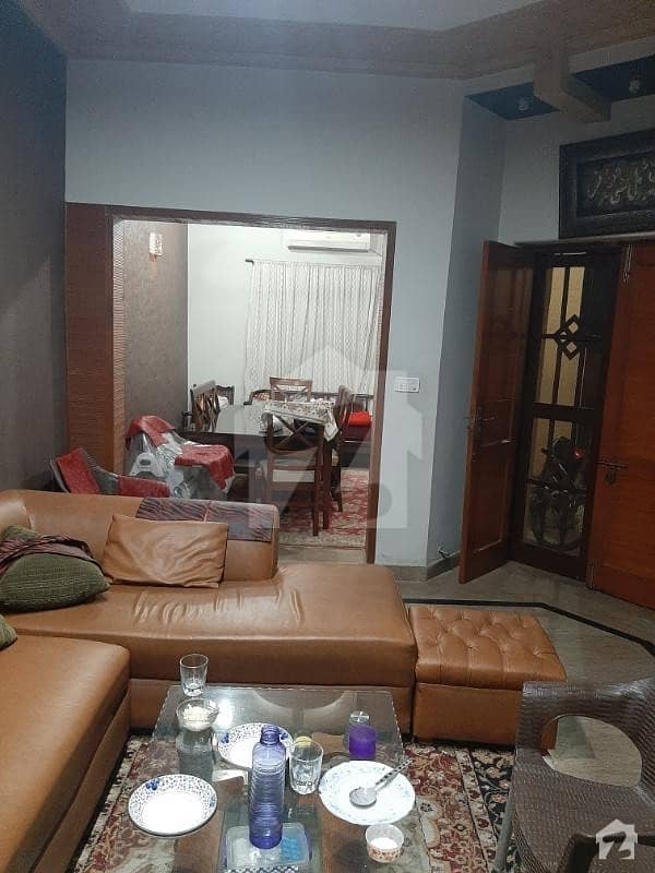 کنال برگ لاہور میں 3 کمروں کا 6 مرلہ مکان 1.25 کروڑ میں برائے فروخت۔