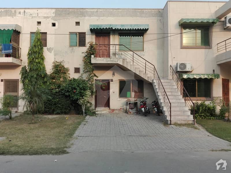 خیابانِ امین ۔ بلاک جی خیابانِ امین لاہور میں 2 کمروں کا 5 مرلہ فلیٹ 34 لاکھ میں برائے فروخت۔