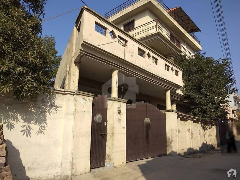 اڈیالہ روڈ راولپنڈی میں 4 کمروں کا 15 مرلہ مکان 1.45 کروڑ میں برائے فروخت۔