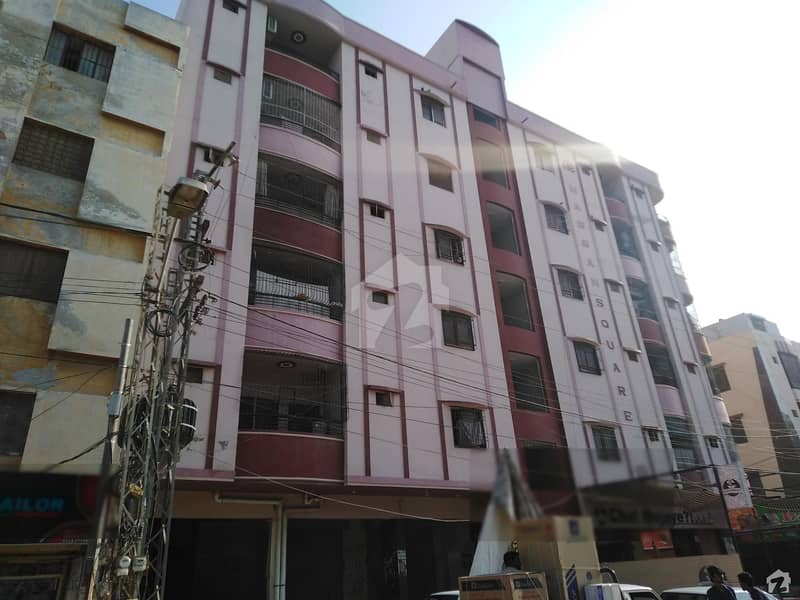 A Beautifully Built Flat At Good Location Latifabad Unit 6, Latifabad