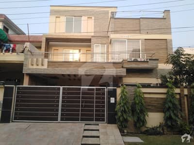 Upper Portion Available For Rent In Block E Upper Portion Available For Rent In Block E