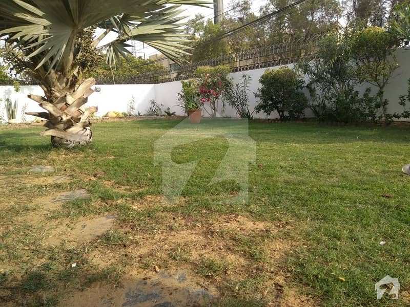 1000 Yards Beautiful Ground Portion Is Available For Rent In DHA Phase 2 Extension