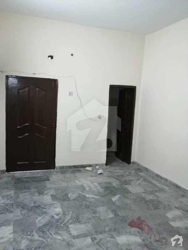Johar Town 5 Marla Double Storey Used House For Sale Near Jagawer Chowk Block E1 Prime Location