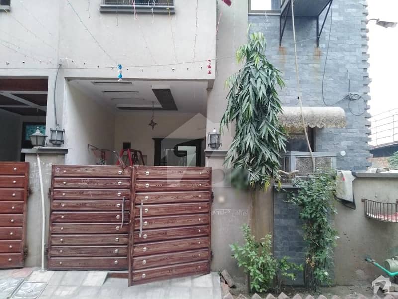 ال جنت هومز ہربنس پورہ روڈ لاہور میں 3 کمروں کا 3 مرلہ مکان 70 لاکھ میں برائے فروخت۔