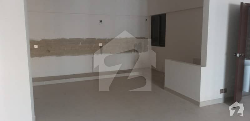 4 Bed D/d Brand New Flat Is Available For Rent