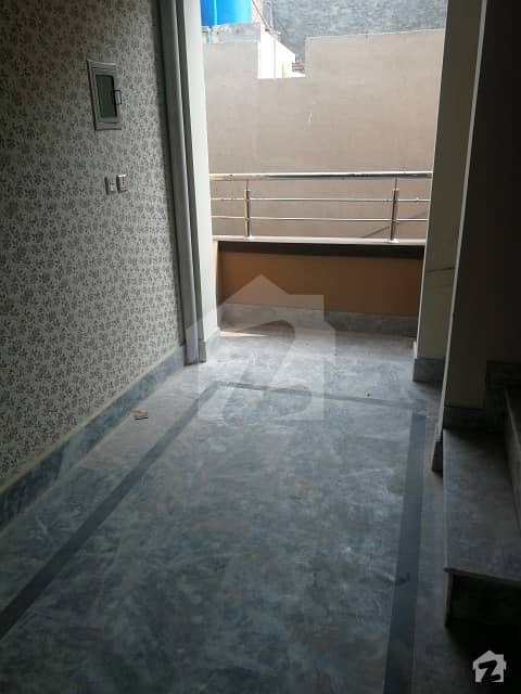 ملتان روڈ لاہور میں 2 کمروں کا 1 مرلہ مکان 32 لاکھ میں برائے فروخت۔