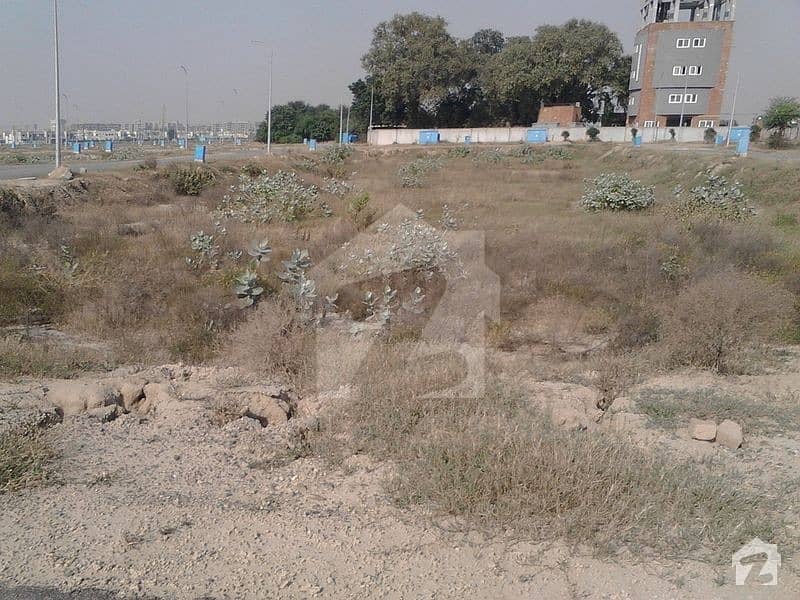 1 Kanal Plot Available For Sale In Phase 7 Dha Lahore