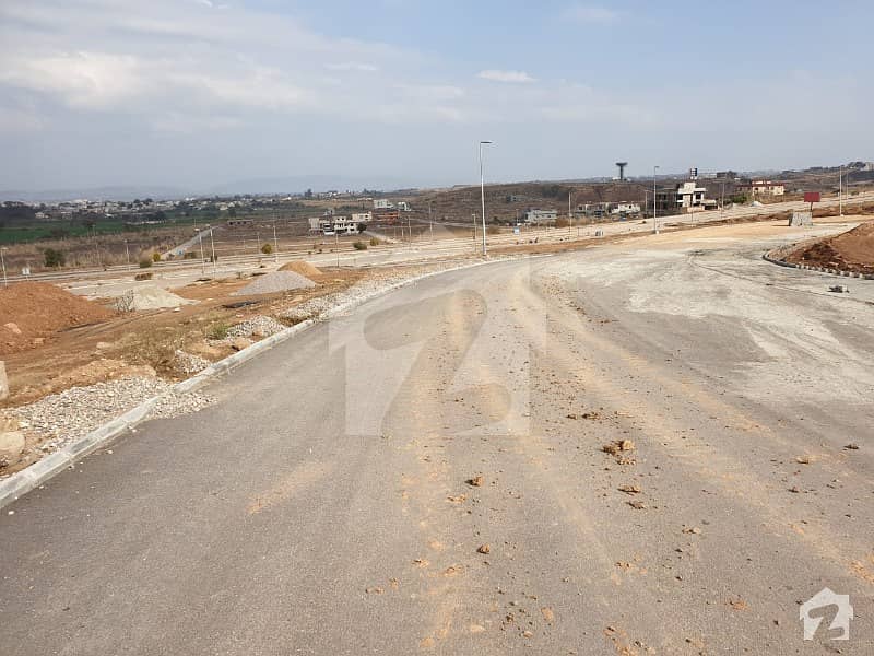 Exclusive Masjid Boulevard 6 Marla Plot For Sale