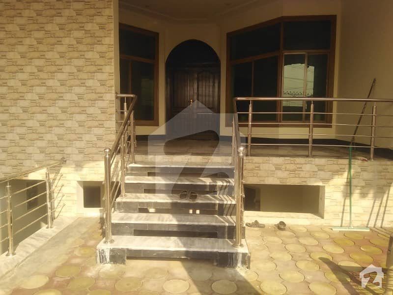 Bungalow For Rent In New Defence Colony