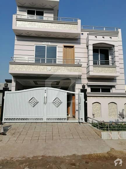 30x60 brand new lovely house For Sale in G-13 Islamabad