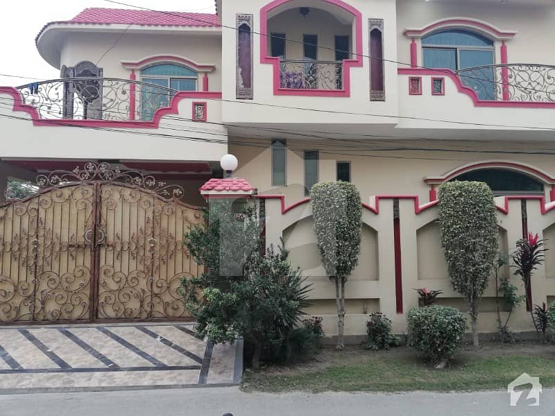 10 Marla House For  Rent In Punjab Society  Lahore