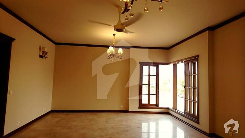 Defence Phase 6 1000 Sq Yards Mud Finesh Architect Designed Fully Renovated Bungalow For Sale