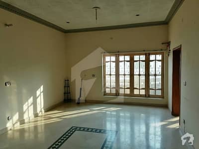 Here Is A Good Opportunity For Living At Prime Location Here Is A Good Opportunity For Living At Prime Location