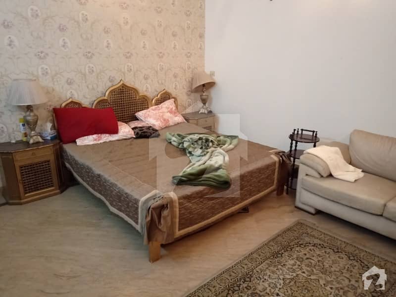 Fully Furnished Bedroom For Rent In DHA Phase 3