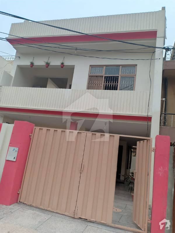 IDEAL LOCATION DOUBLE STORY HOUSE NEAR PUNJAB SCHOOL AVAILABLE
