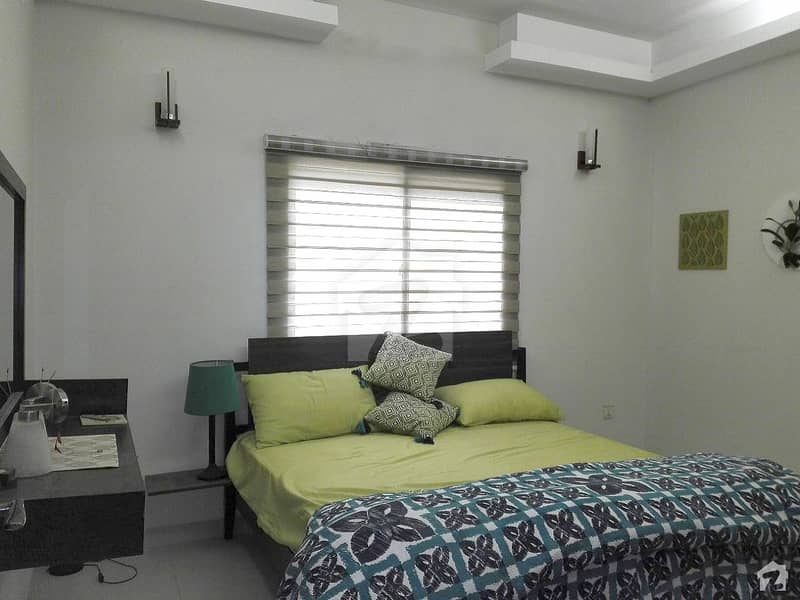 یونیورسٹی روڈ کراچی میں 2 کمروں کا 3 مرلہ فلیٹ 62 لاکھ میں برائے فروخت۔