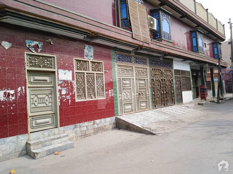 فقیر آباد روڈ پشاور میں 6 مرلہ عمارت 2.3 کروڑ میں برائے فروخت۔