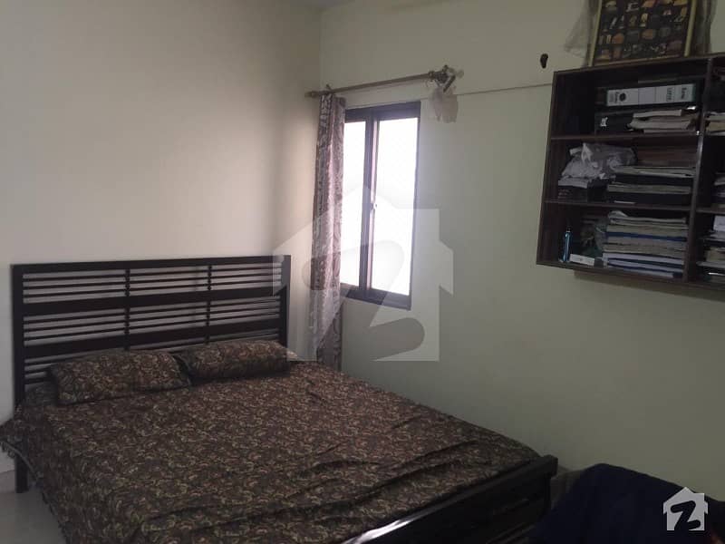 Haroon Center 3 Bed DD 3rd Floor Flat Available For Sale