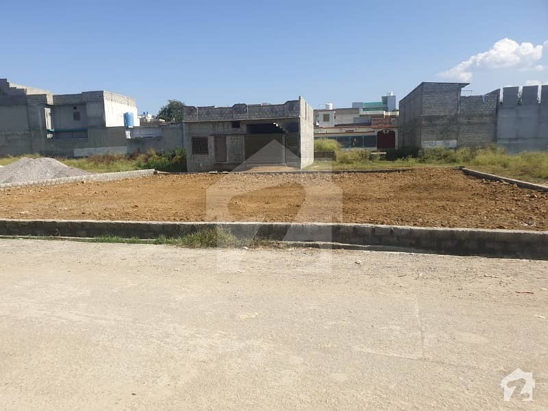 22 Marla Commercial Plot Available For Sale