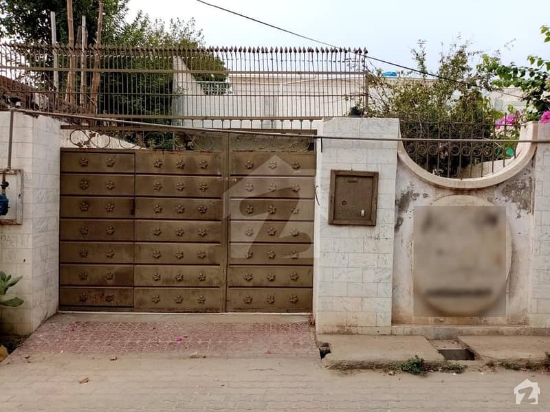 محمد علی جناح روڈ اوکاڑہ میں 3 کمروں کا 10 مرلہ مکان 1.8 کروڑ میں برائے فروخت۔