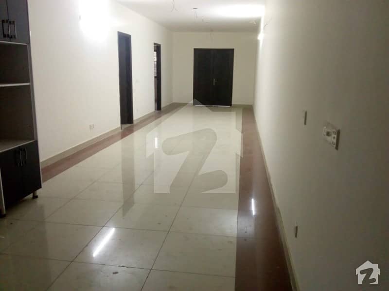 Brand New Flat Aamil Colony Nearest Jamshed Road