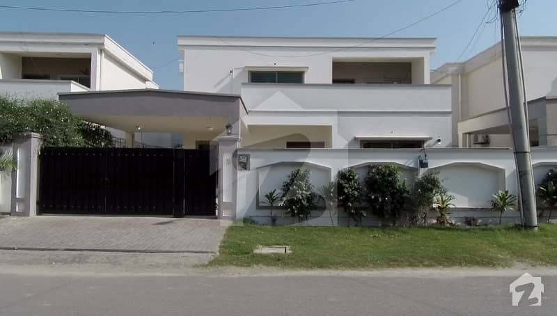 1 Kanal Bungalow For Sale In Paf Falcon Complex Gulberg Lahore