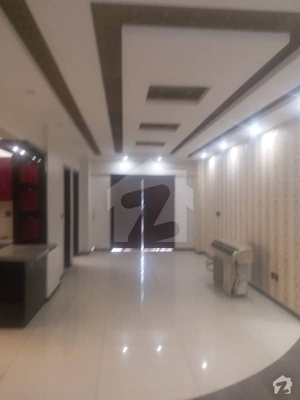 Prime Location Flat Is Available For Sale At Bahadurabad Opp Alamgir Majid