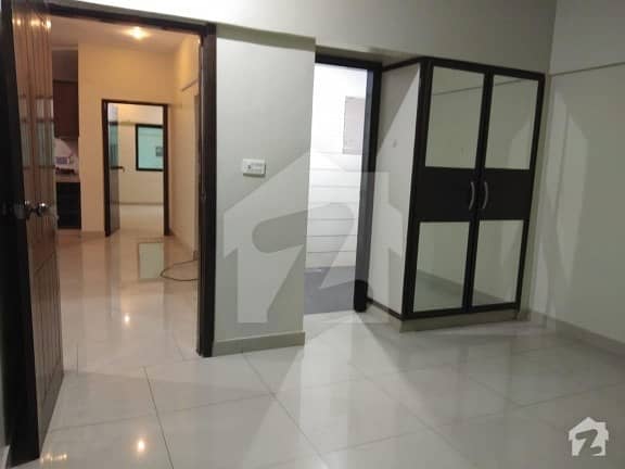 Luxury Lift Car Parking Apartment For Rent