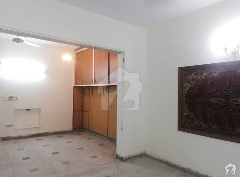Well-Built House Available In Good Location Well-Built House Available In Good Location