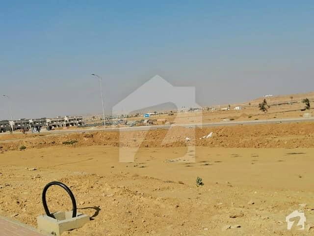 272 Sq Yd Plot Near Main Gate Entrance Bahria Town