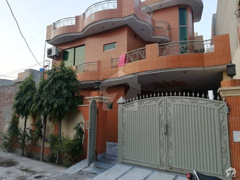 ڈاکٹرز ہاؤسنگ سوسائٹی لاہور میں 4 کمروں کا 10 مرلہ مکان 1.65 کروڑ میں برائے فروخت۔