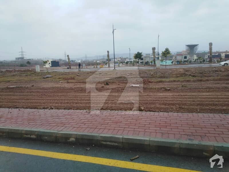 Plot For Sale In Bahria Enclave Islamabad Sector F-1 8 Marla Road 3 Plot