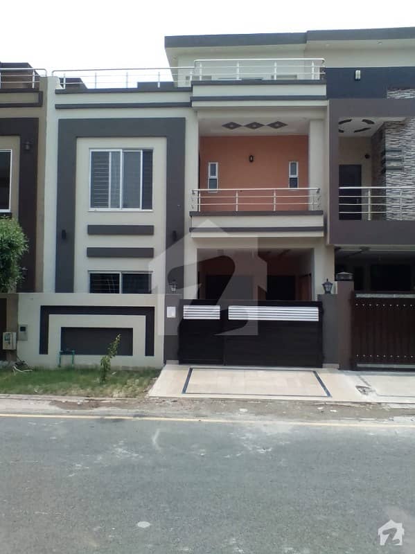 5 Marla House For Sale In Dream Garden Phase 1