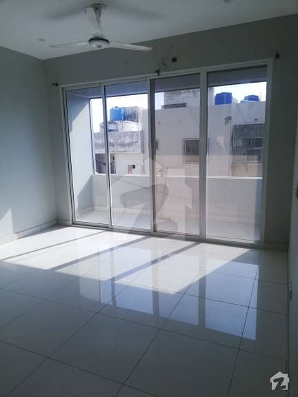 Apartment For Rent At Bukhari Commercial Full Floor Of 200 Yards Building