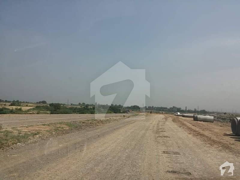 Plot Is Available For Sale Top Location In I-12