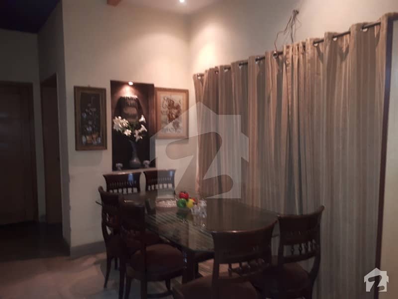 10 Marla 9 Years Old House For Sale Johar Town Facing Park.